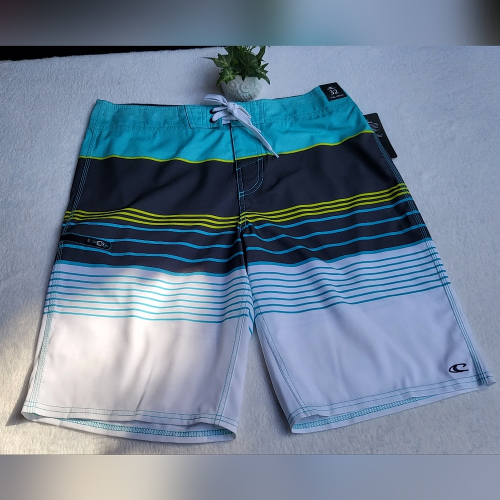 O'Neill 06 Men's Boardshorts color Multicolor size 32.